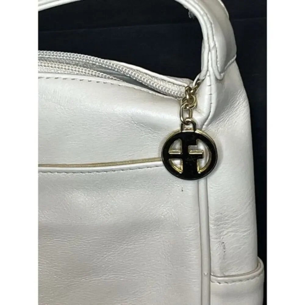 Giani Bernini Ivory Leather Shoulder Handbag Purse Top Zip w/ Logo -Side Pockets
